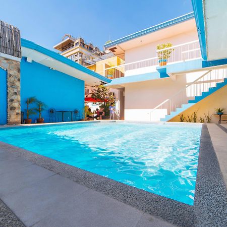 Reddoorz Near Walking Street Angeles City Εξωτερικό φωτογραφία