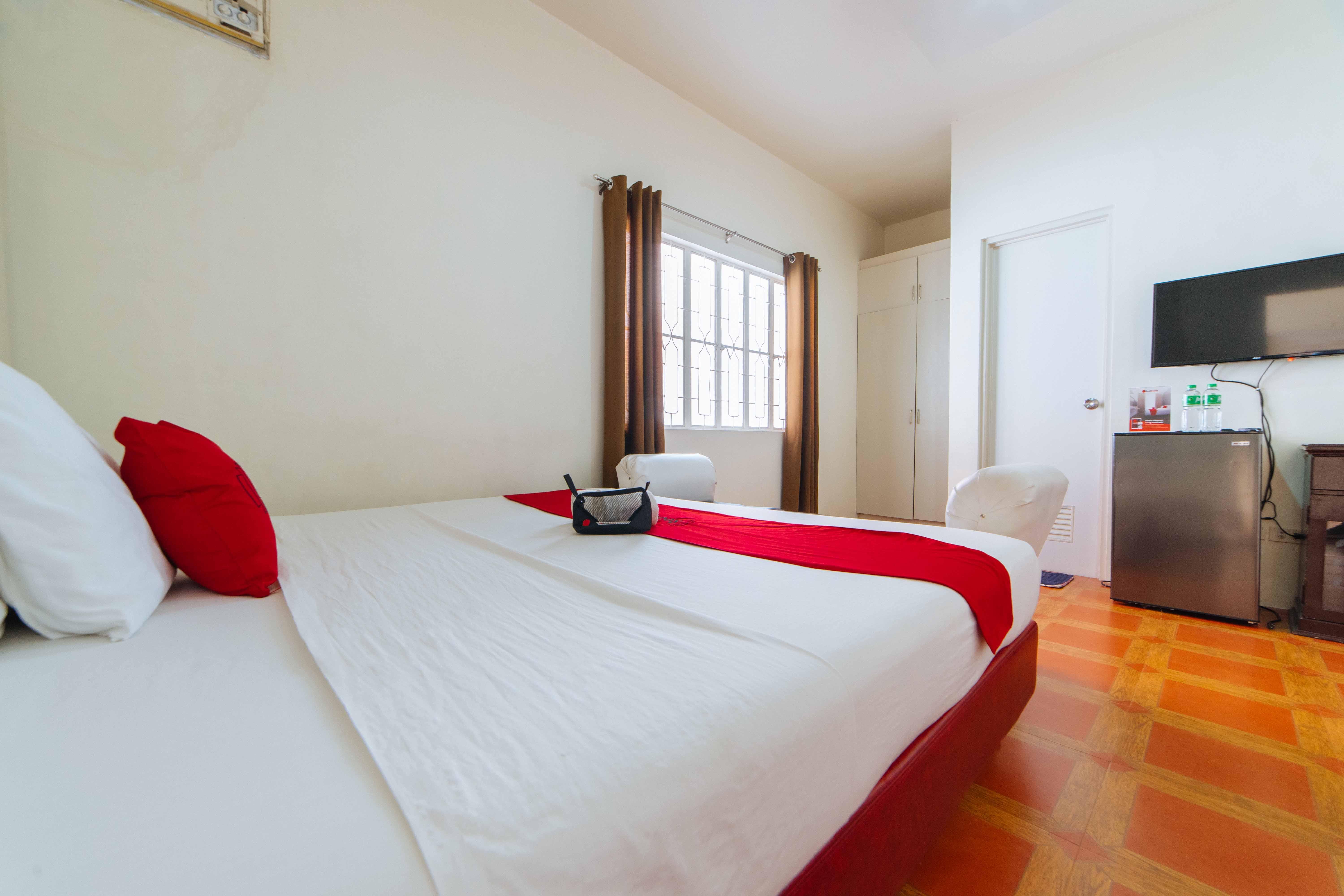 Reddoorz Near Walking Street Angeles City Εξωτερικό φωτογραφία