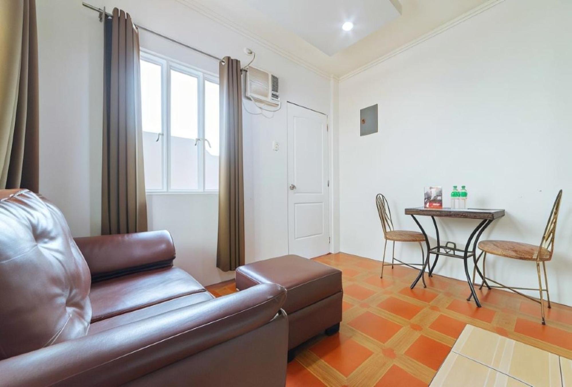 Reddoorz Near Walking Street Angeles City Εξωτερικό φωτογραφία