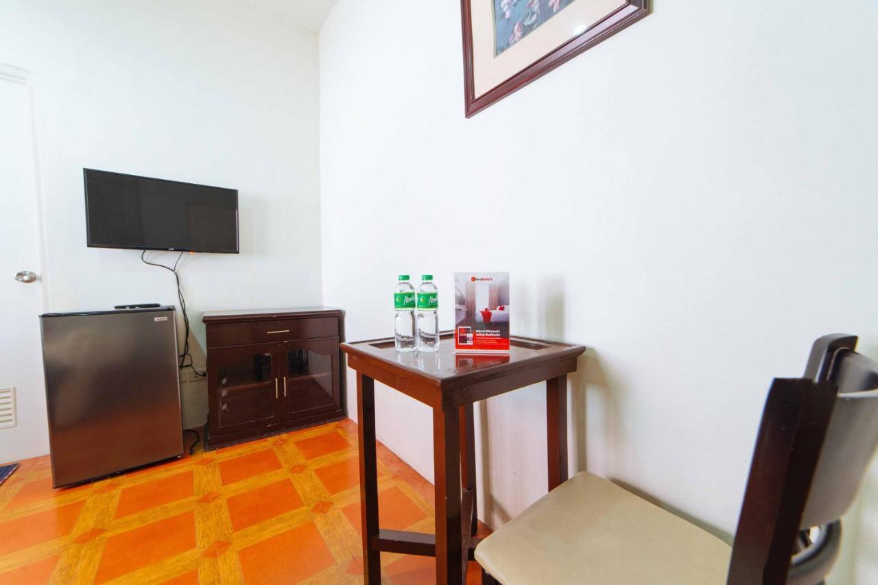Reddoorz Near Walking Street Angeles City Εξωτερικό φωτογραφία